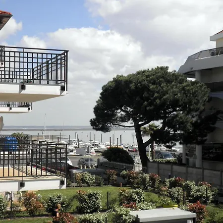 Apartment Appt 4-5 Pers Quartier Port De Plaisance - Avec Vue Sur La *