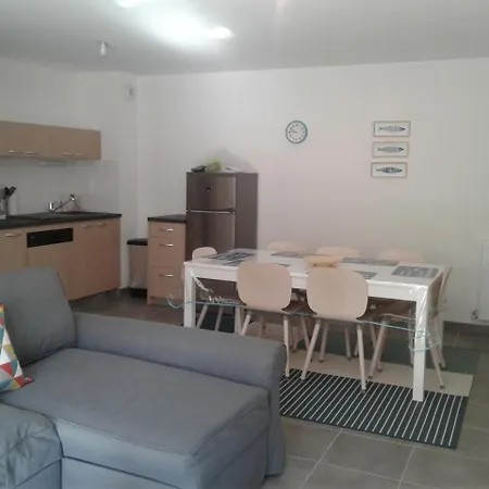 Apartment Appt 4-5 Pers Quartier Port De Plaisance - Avec Vue Sur La